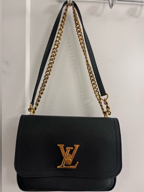 Louis Vuitton Handbags - Louis Vuitton Lockme Chain Bag Black